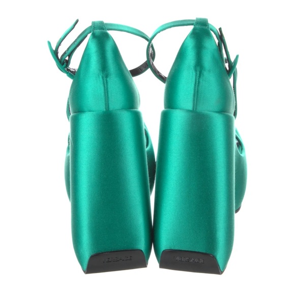 Versace platform wedge sandal - Picture 6 of 7